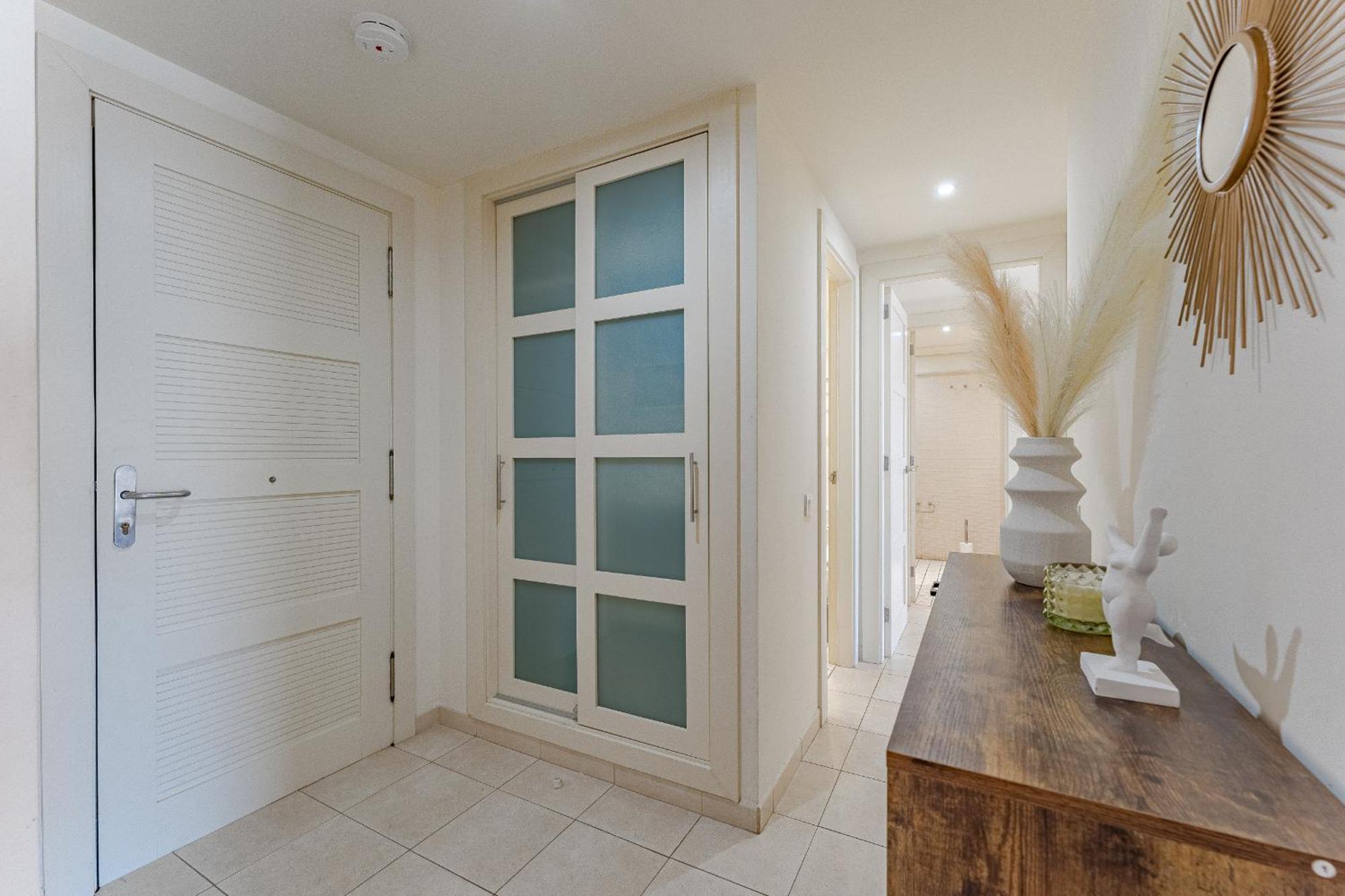 Hermitage Homes Blg Пуэрто-де-Сантьяго Экстерьер фото